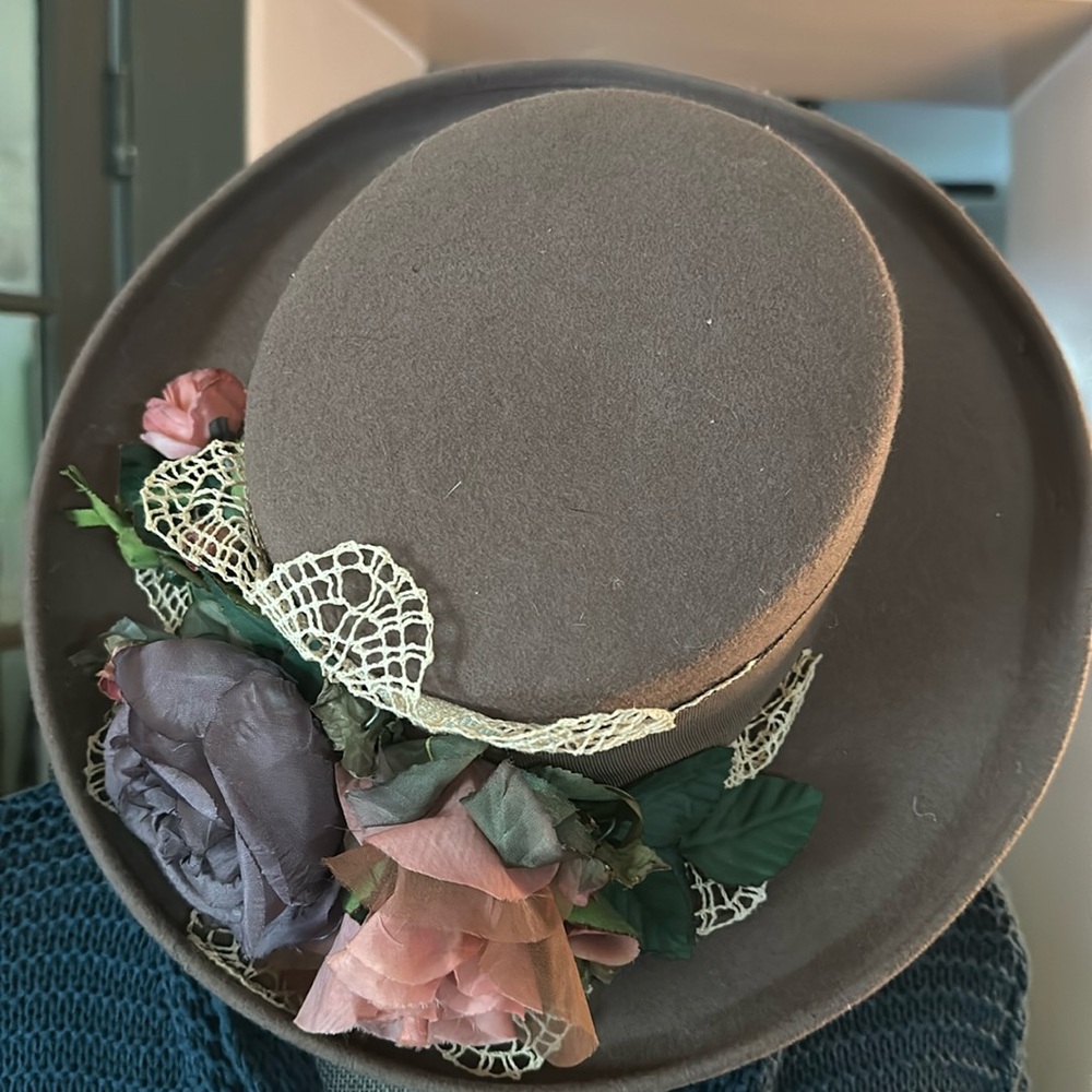 Vintage hat